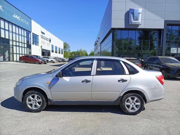 Lada (ВАЗ) Granta I с пробегом 2013 года, цена 210 000 рублей, 137840 км, седан, Автокод Объявления