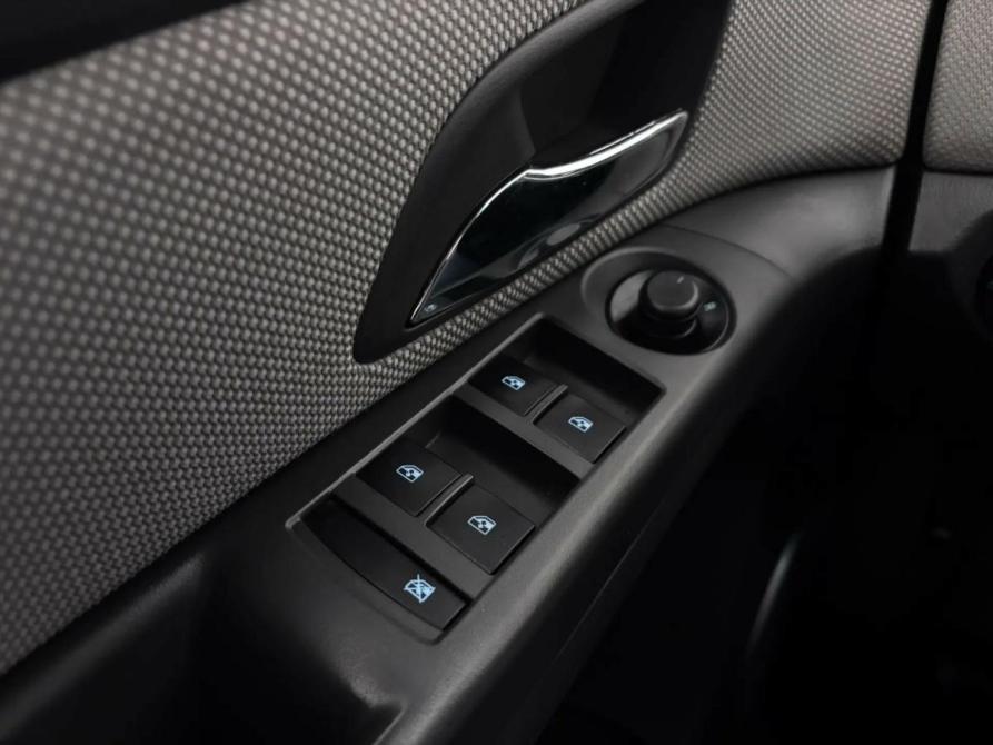 Chevrolet Cruze I Псков  - изображение 16
