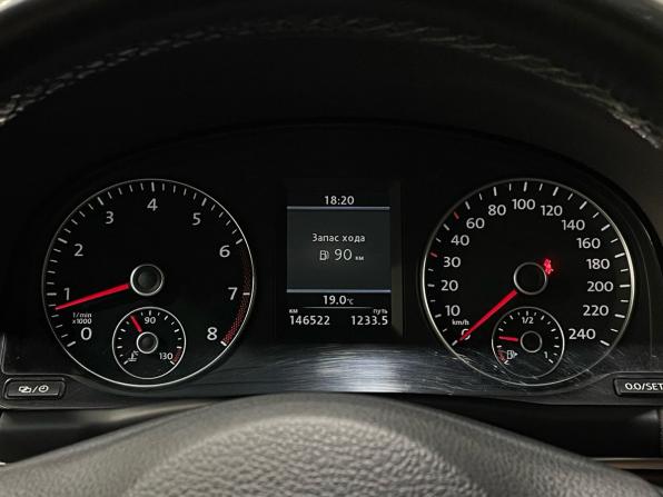 Volkswagen Touran I Рестайлинг 2 с пробегом 2012 года, цена 1 170 000 рублей, 146520 км, компактвэн, Автокод Объявления