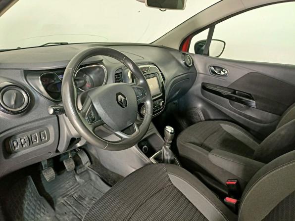 Renault Kaptur I с пробегом 2017 года, цена 1 435 000 рублей, 96309 км, внедорожник, Автокод Объявления