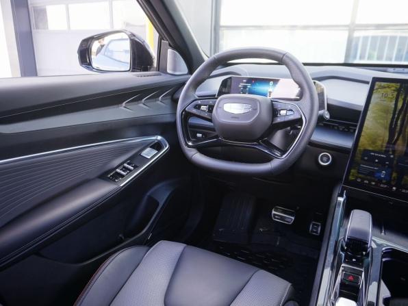 Geely Cityray с пробегом 2025 года, цена 2 700 000 рублей, 4018 км, внедорожник, Автокод Объявления