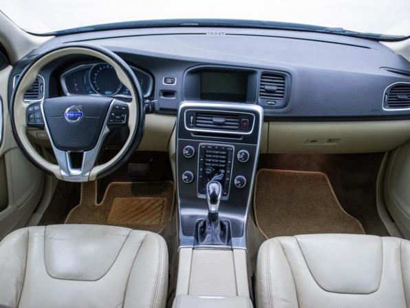 Volvo S60 II Рестайлинг с пробегом 2013 года, цена 1 470 000 рублей, 294207 км, седан, Автокод Объявления