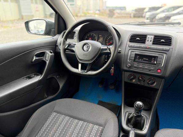 Volkswagen Polo V Рестайлинг с пробегом 2017 года, цена 795 000 рублей, 263000 км, седан, Автокод Объявления