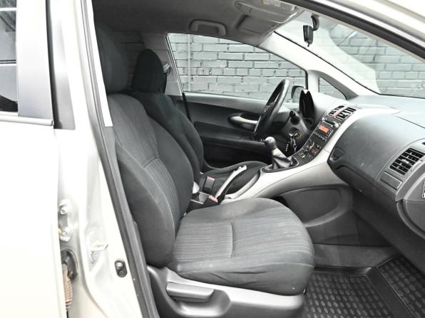 Toyota Auris I с пробегом 2008 года, цена 550 000 рублей, 209155 км, хэтчбек, Автокод Объявления