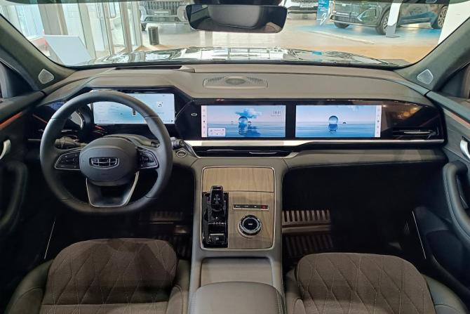 Новый Geely Monjaro I 2026 года, цена 4 754 990 рублей, внедорожник, Автокод Объявления