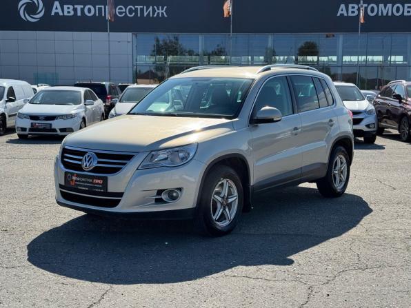 Volkswagen Tiguan I с пробегом 2010 года, цена 929 000 рублей, 237075 км, внедорожник, Автокод Объявления