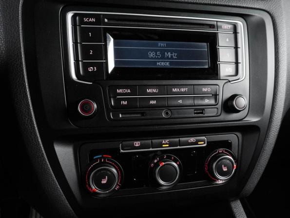Volkswagen Jetta VI Рестайлинг с пробегом 2015 года, цена 1 399 000 рублей, 129735 км, седан, Автокод Объявления
