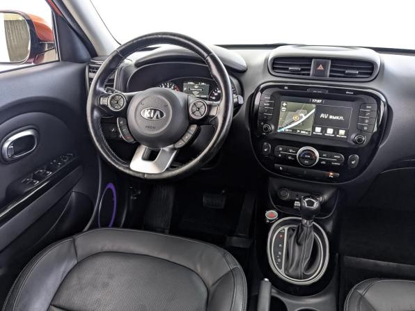 Kia Soul II Рестайлинг с пробегом 2018 года, цена 1 590 000 рублей, 132323 км, хэтчбек, Автокод Объявления