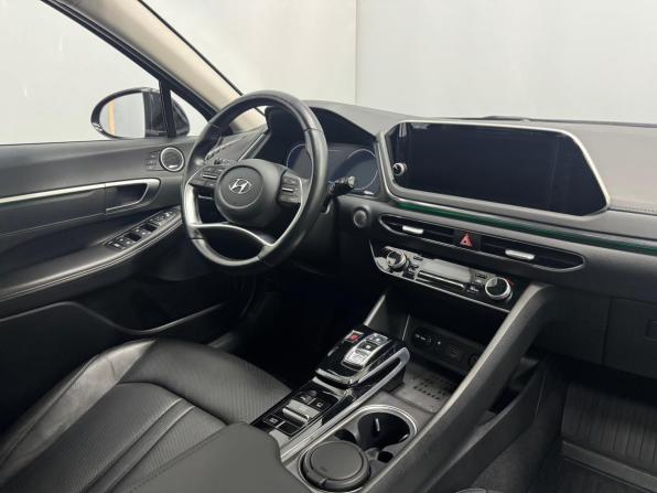 Hyundai Sonata VIII (DN8) с пробегом 2021 года, цена 2 250 000 рублей, 72809 км, седан, Автокод Объявления