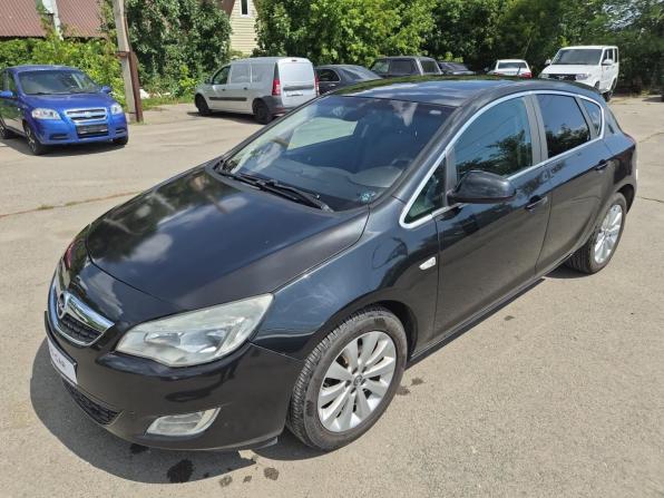 Opel Astra J с пробегом 2012 года, цена 640 000 рублей, 164872 км, хэтчбек, Автокод Объявления