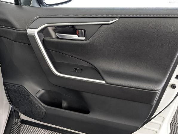 Toyota RAV4 V (XA50) с пробегом 2020 года, цена 3 350 000 рублей, 90485 км, внедорожник, Автокод Объявления
