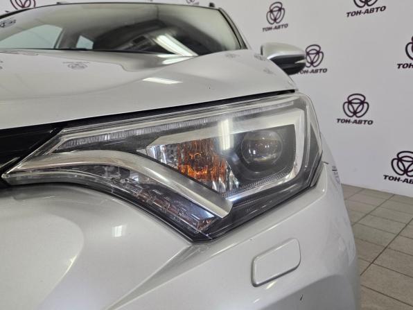 Toyota RAV4 IV (XA40) Рестайлинг с пробегом 2018 года, цена 2 485 000 рублей, 188502 км, внедорожник, Автокод Объявления