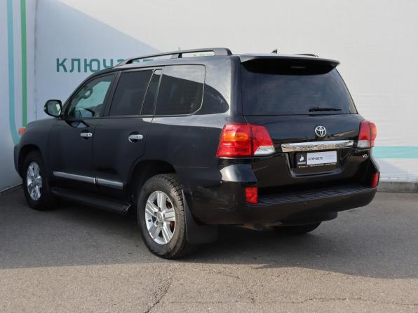 Toyota Land Cruiser 200 Series Рестайлинг 1 с пробегом 2015 года, цена 3 390 000 рублей, 171177 км, внедорожник, Автокод Объявления