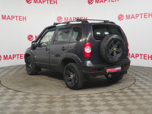 Chevrolet Niva I Рестайлинг с пробегом 2017 года, цена 725 000 рублей, 130584 км, внедорожник, Автокод Объявления