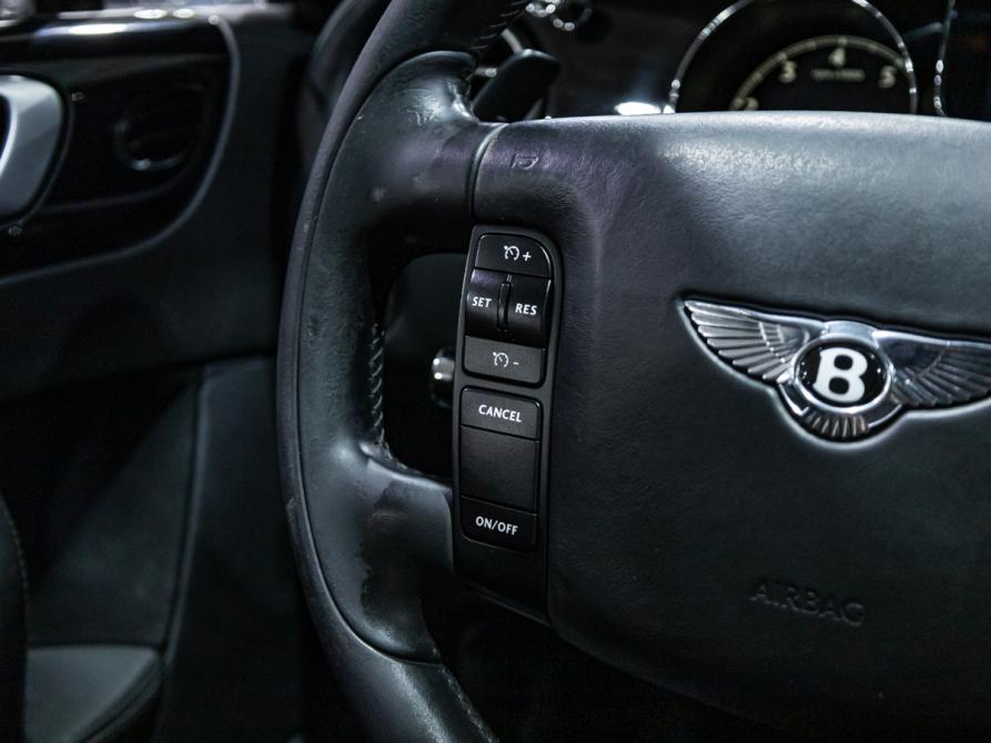Bentley Continental Flying Spur Санкт-Петербург  - изображение 15