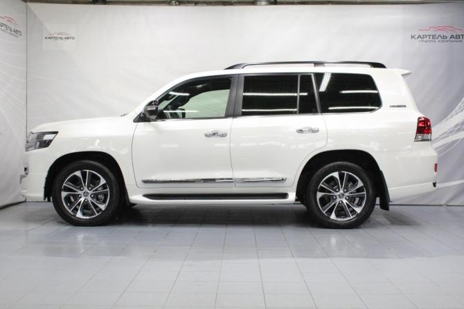 Toyota Land Cruiser 200 Series Рестайлинг 2 с пробегом 2020 года, цена 12 500 000 рублей, 3800 км, внедорожник, Автокод Объявления