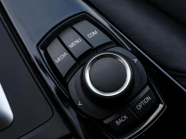 BMW 3 серии VI (F3x) Рестайлинг с пробегом 2018 года, цена 1 849 000 рублей, 180916 км, седан, Автокод Объявления