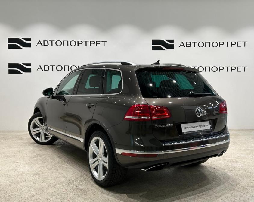 Volkswagen Touareg II Рестайлинг Санкт-Петербург  - изображение 5