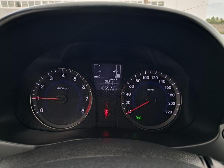 Hyundai Solaris I Рестайлинг Набережные Челны  - изображение 16