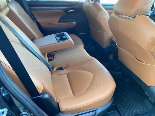 Toyota Highlander IV (XU70) с пробегом 2021 года, цена 4 474 000 рублей, 134296 км, внедорожник, Автокод Объявления