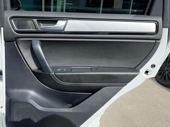 Volkswagen Touareg II с пробегом 2013 года, цена 2 199 000 рублей, 159488 км, внедорожник, Автокод Объявления