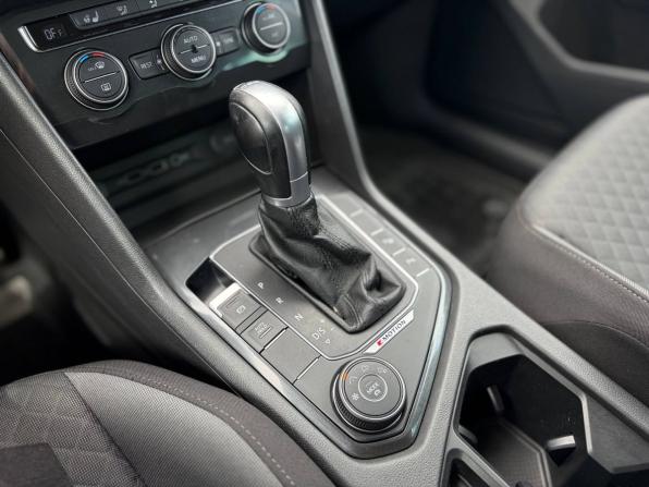 Volkswagen Tiguan II с пробегом 2017 года, цена 1 595 000 рублей, 257000 км, внедорожник, Автокод Объявления