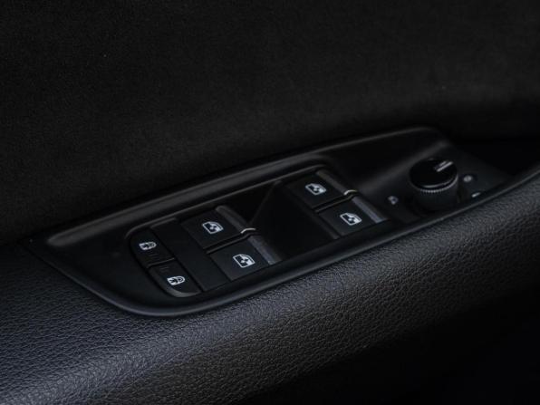 Audi Q8 I (4M) с пробегом 2019 года, цена 5 600 000 рублей, 80396 км, внедорожник, Автокод Объявления