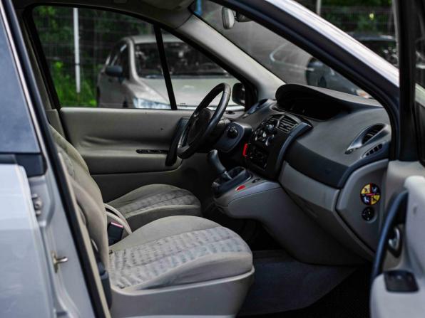 Renault Scenic II с пробегом 2004 года, цена 280 000 рублей, 311994 км, минивэн, Автокод Объявления