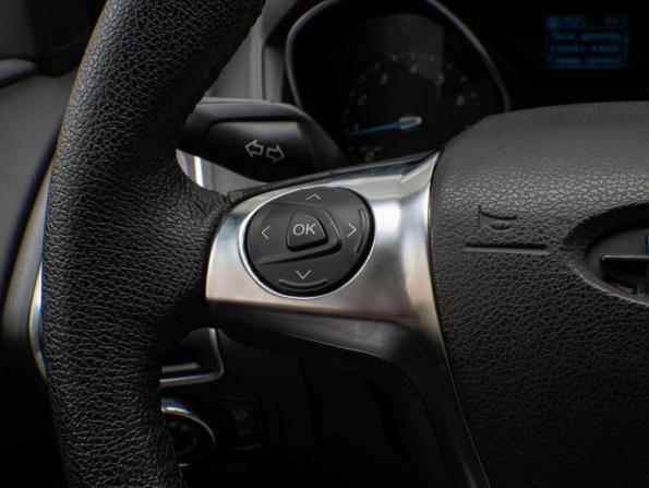 Ford Focus III с пробегом 2012 года, цена 680 000 рублей, 211917 км, универсал, Автокод Объявления