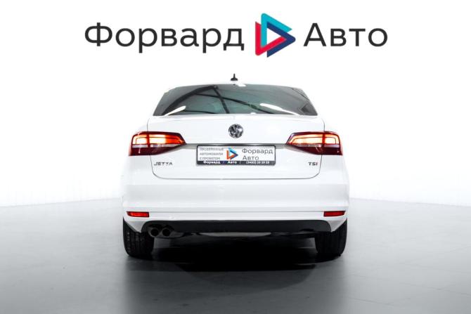 Volkswagen Jetta VI Рестайлинг с пробегом 2018 года, цена 1 449 999 рублей, 124000 км, седан, Автокод Объявления