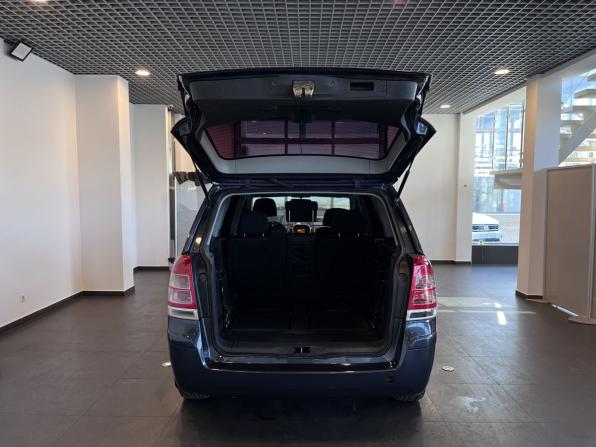Opel Zafira B Рестайлинг с пробегом 2009 года, цена 522 000 рублей, 234808 км, компактвэн, Автокод Объявления