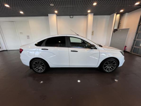 Lada (ВАЗ) Vesta I с пробегом 2021 года, цена 991 000 рублей, 74450 км, седан, Автокод Объявления