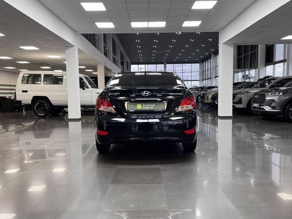 Hyundai Solaris I с пробегом 2013 года, цена 690 000 рублей, 174422 км, седан, Автокод Объявления