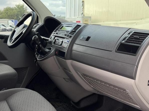 Volkswagen Caravelle T5 Рестайлинг с пробегом 2014 года, цена 1 990 000 рублей, 228538 км, минивэн, Автокод Объявления