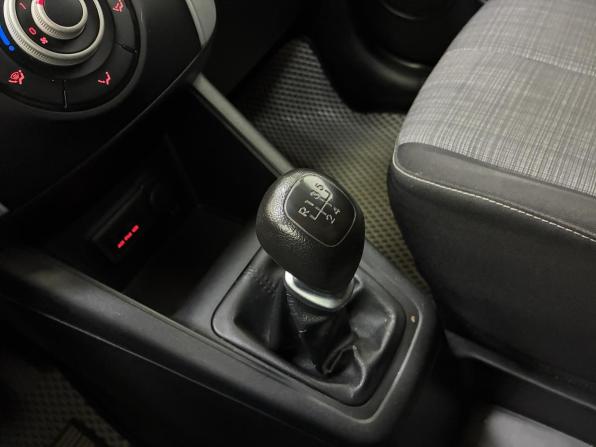 Kia Venga I с пробегом 2013 года, цена 750 000 рублей, 163000 км, минивэн, Автокод Объявления