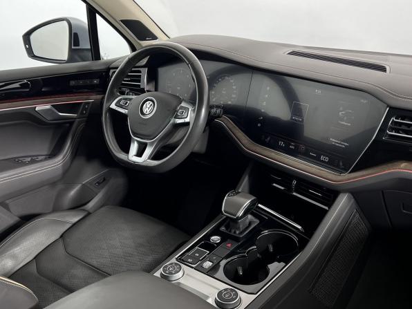 Volkswagen Touareg III с пробегом 2018 года, цена 4 500 000 рублей, 149261 км, внедорожник, Автокод Объявления