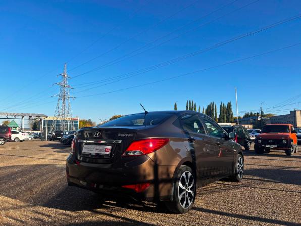 Hyundai Solaris I с пробегом 2014 года, цена 895 000 рублей, 210753 км, седан, Автокод Объявления