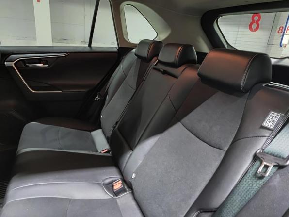 Toyota RAV4 V (XA50) с пробегом 2021 года, цена 3 050 000 рублей, 117114 км, внедорожник, Автокод Объявления