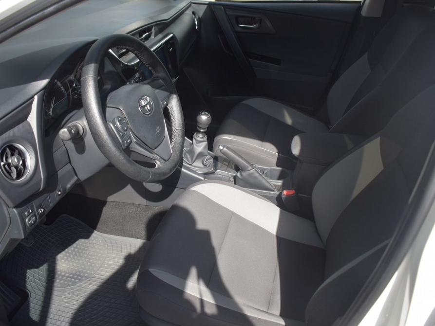 Toyota Auris II Рестайлинг Краснодар  - изображение 9