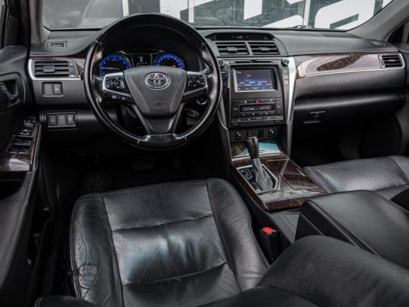 Toyota Camry VII (XV50) Рестайлинг с пробегом 2016 года, цена 1 798 000 рублей, 297846 км, седан, Автокод Объявления
