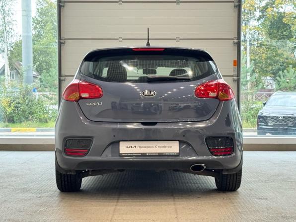 Kia Ceed II Рестайлинг с пробегом 2015 года, цена 1 060 000 рублей, 171000 км, хэтчбек, Автокод Объявления