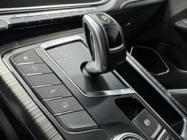 Geely Atlas Pro с пробегом 2024 года, цена 2 415 000 рублей, 30375 км, внедорожник, Автокод Объявления