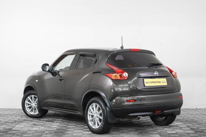 Nissan Juke I с пробегом 2013 года, цена 999 000 рублей, 132000 км, внедорожник, Автокод Объявления