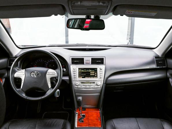 Toyota Camry VI (XV40) Рестайлинг с пробегом 2011 года, цена 1 175 000 рублей, 384000 км, седан, Автокод Объявления