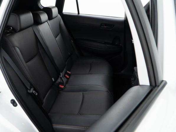Toyota Corolla Cross I Рестайлинг с пробегом 2025 года, цена 3 896 900 рублей, 232 км, внедорожник, Автокод Объявления