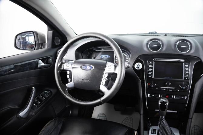 Ford Mondeo IV Рестайлинг с пробегом 2011 года, цена 1 049 000 рублей, 240000 км, седан, Автокод Объявления