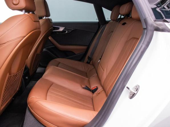 Audi A5 II (F5) с пробегом 2020 года, цена 4 097 000 рублей, 89456 км, лифтбек, Автокод Объявления