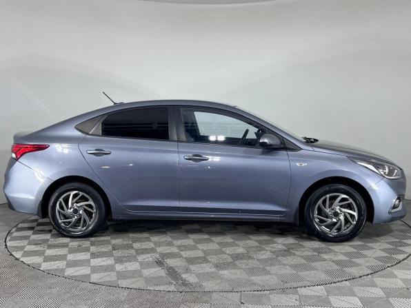 Hyundai Solaris II с пробегом 2018 года, цена 1 280 000 рублей, 142233 км, седан, Автокод Объявления