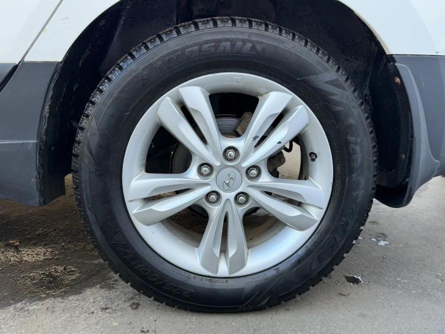 Hyundai ix35 I Москва  - изображение 13