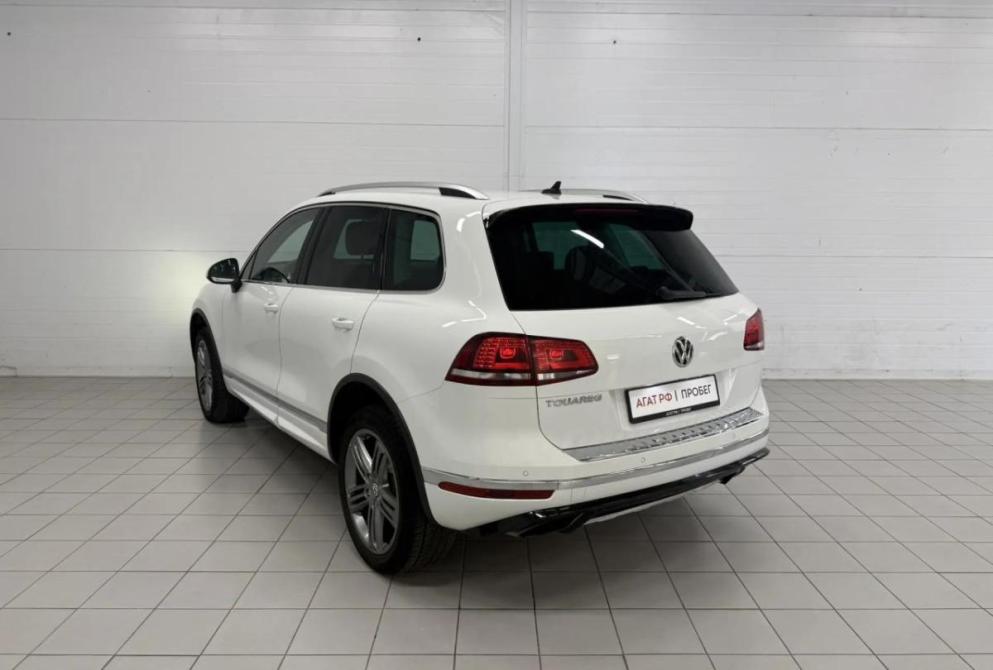 Volkswagen Touareg II Рестайлинг Астрахань  - изображение 8